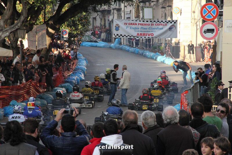 111120 sport2 250_tn.jpg
